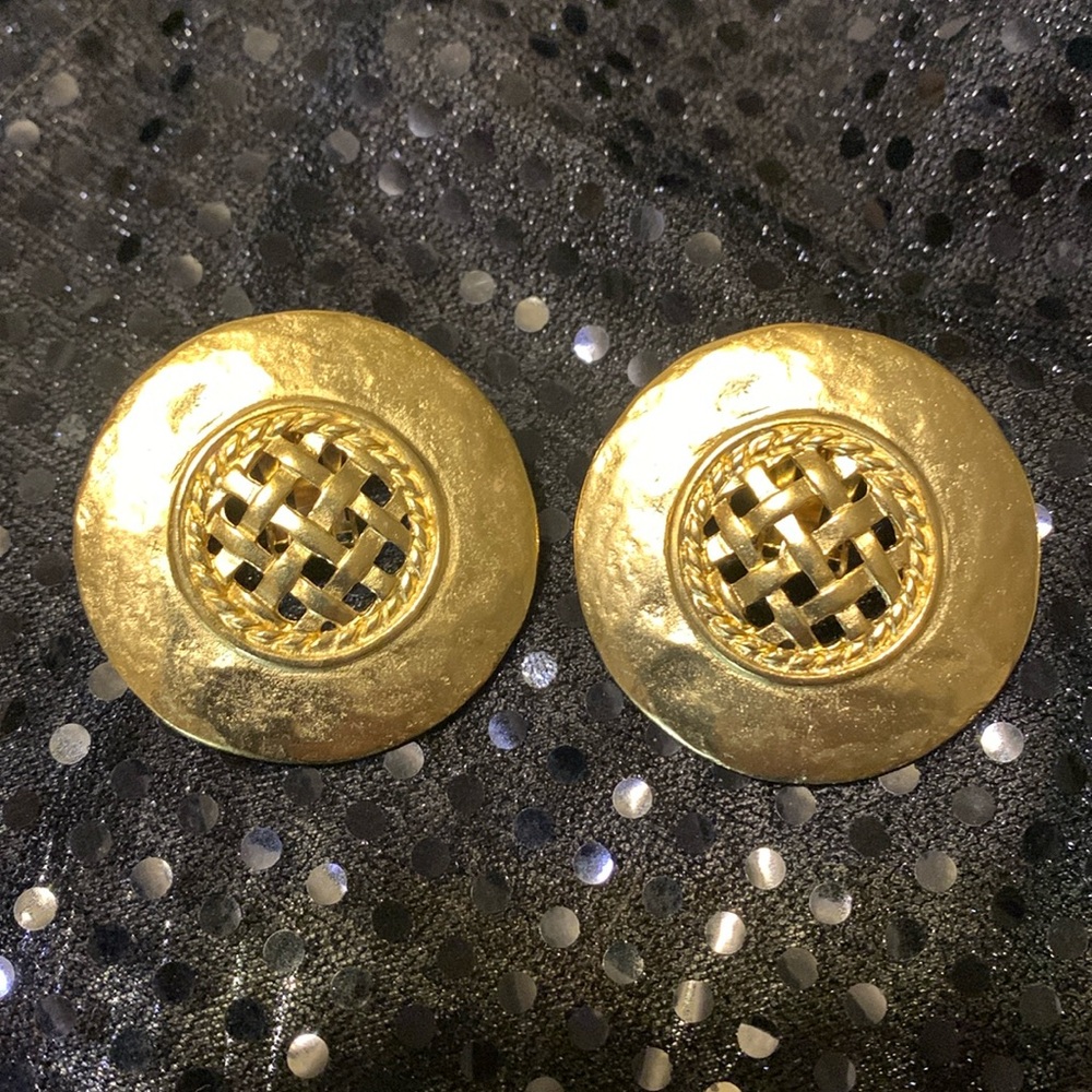 Vintage Round Goldtone Clip On Earrings NOS